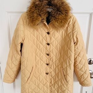 St. John Women's Quilted Tan Coat with Faux Fur Collar